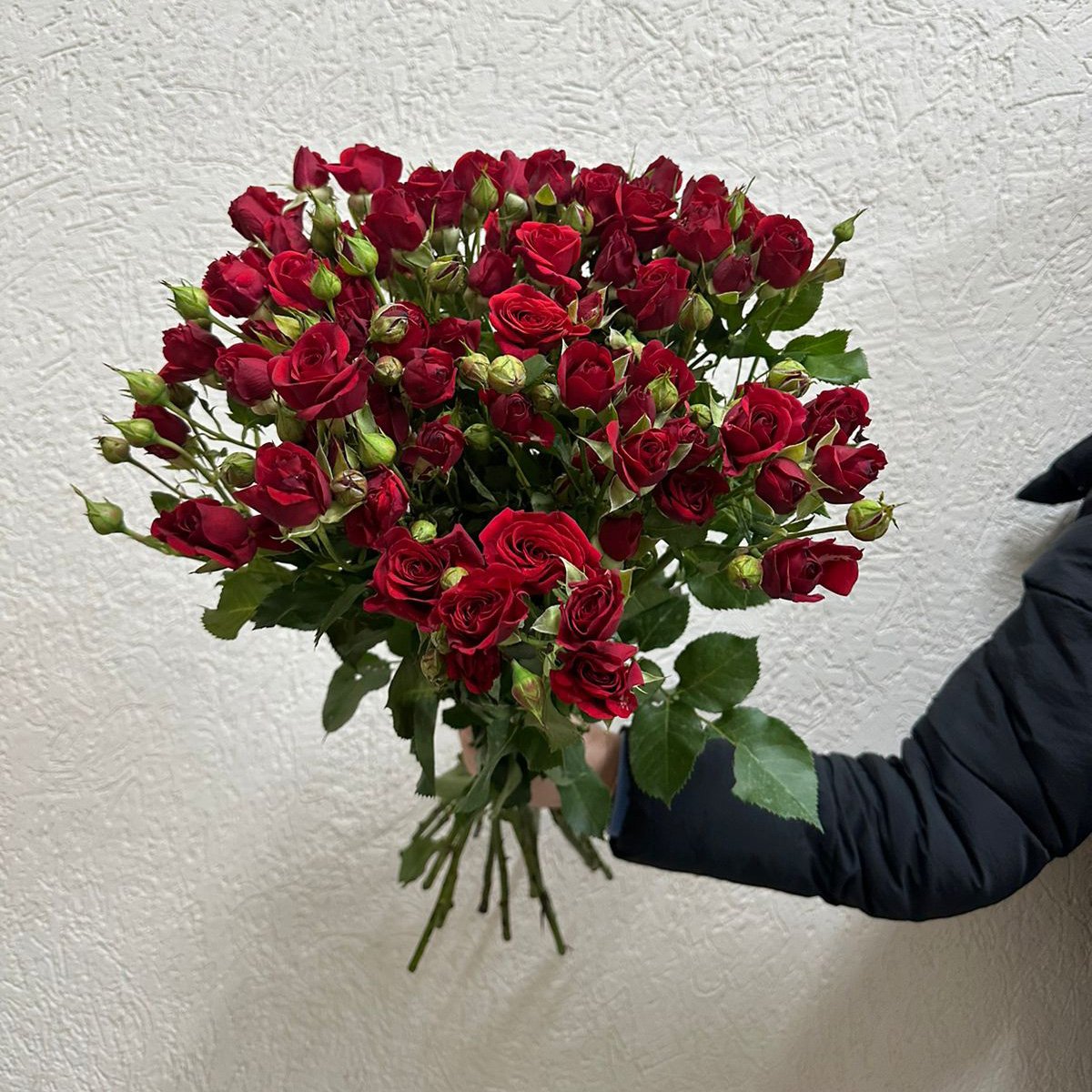 Букет из кустовых рыжих роз