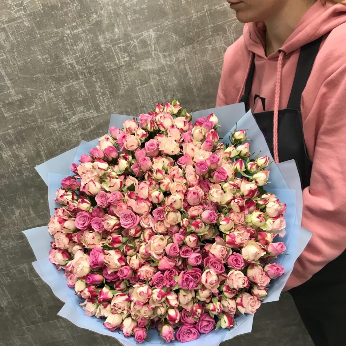 55 Кустовых роз