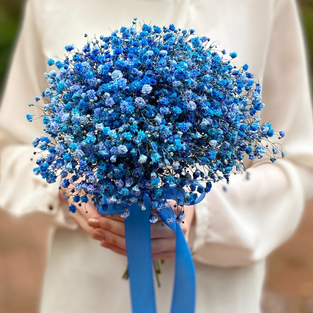 Голубая гипсофила букет невесты