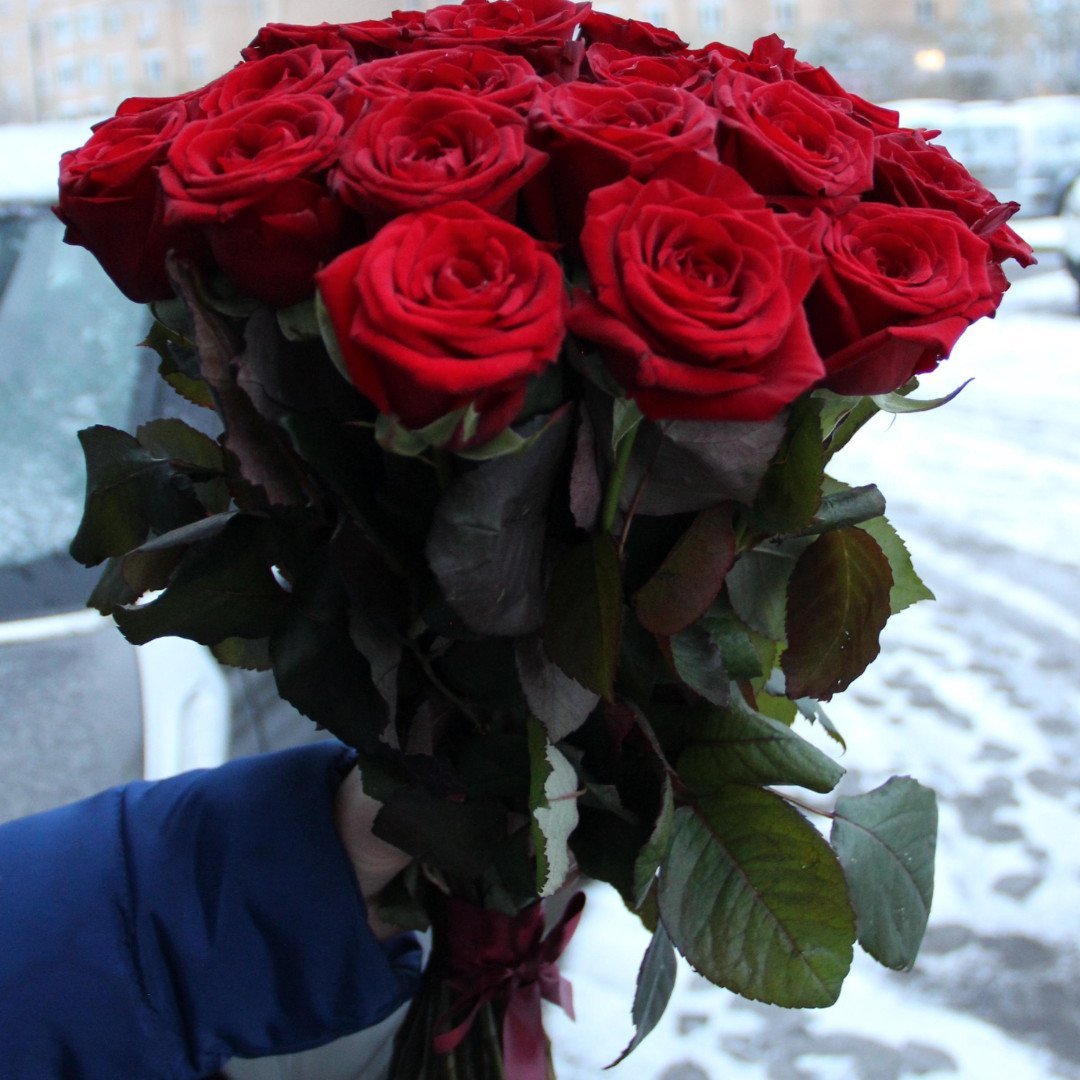 Букет живых роз