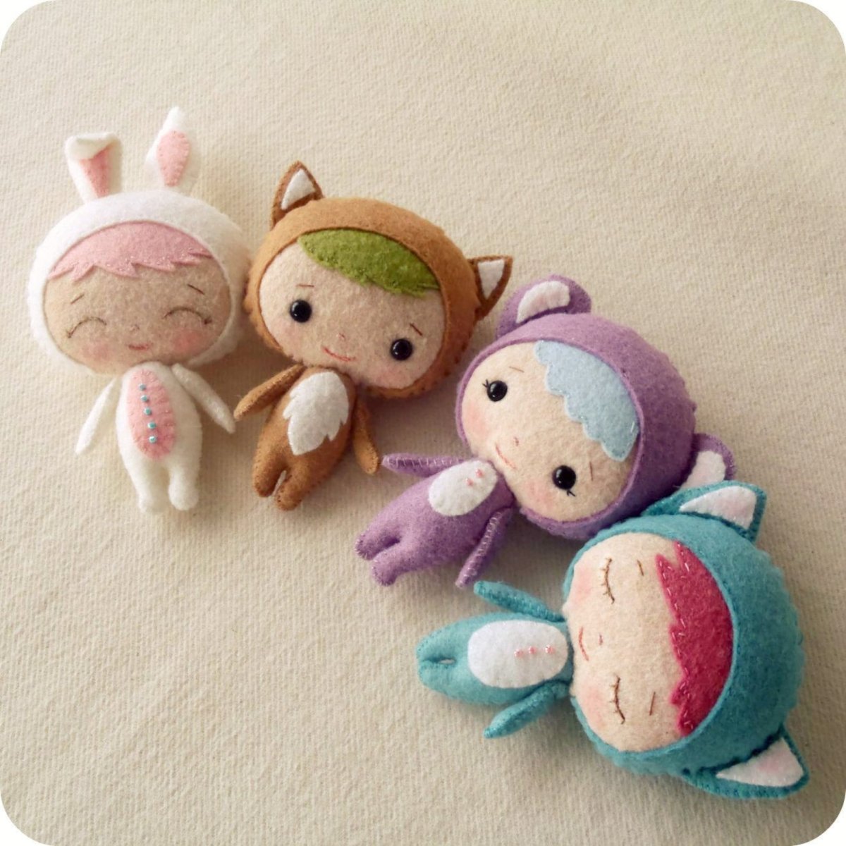 Маленькие игрушки из фетра