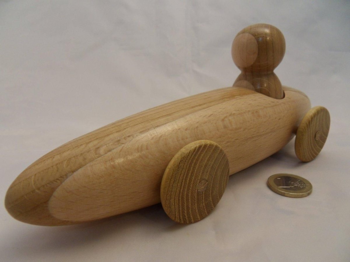 Деревянная токарная игрушка