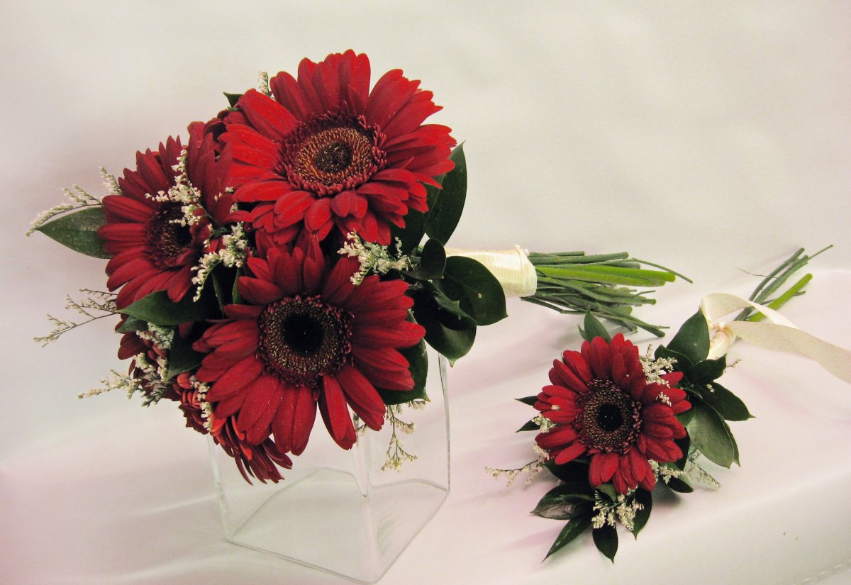 Gerbera Daisy Bouquet