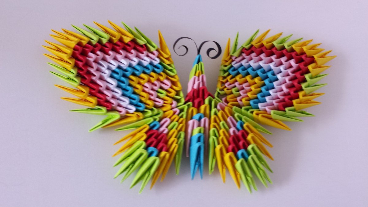 Оригами из модулей бабочка
