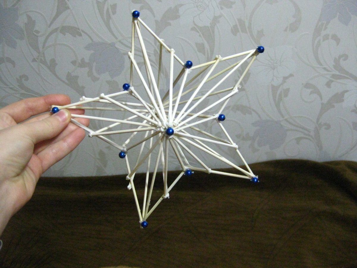 Игрушка из китайских палочек