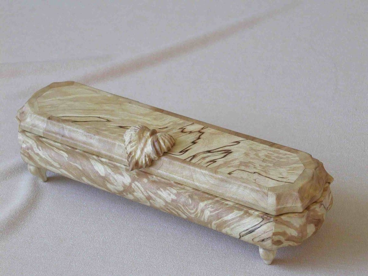 Шкатулка из Капа березы
