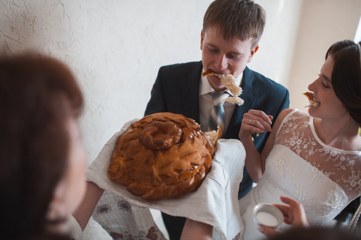 Откушенный каравай