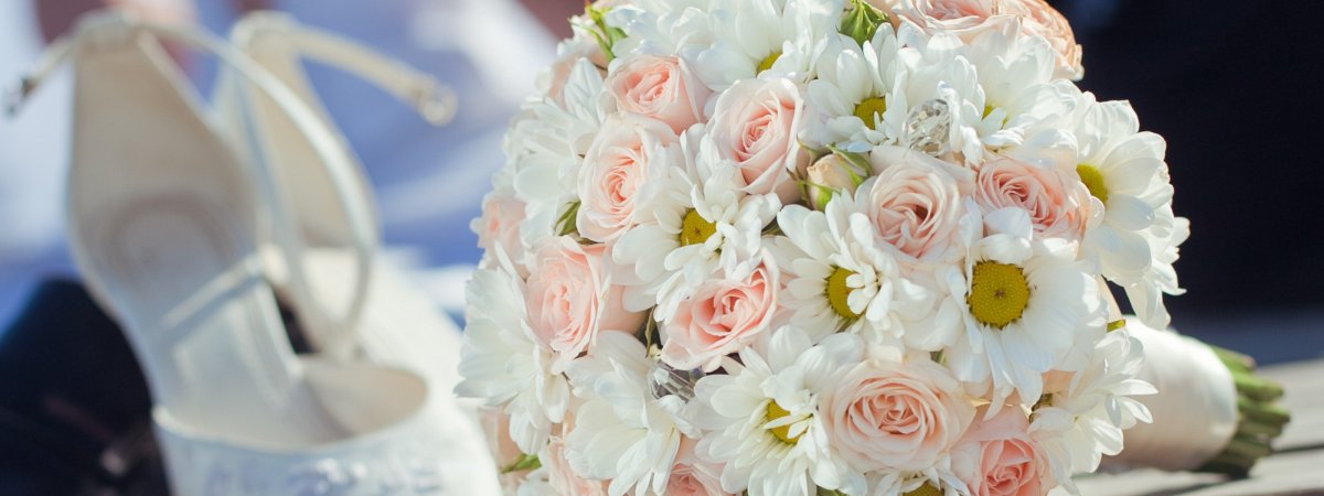 Свадебный букет хризантемы