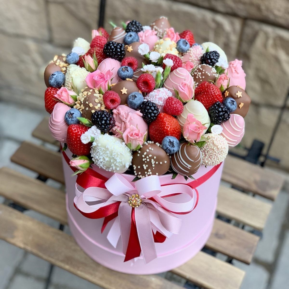 Сладкие букеты в коробках