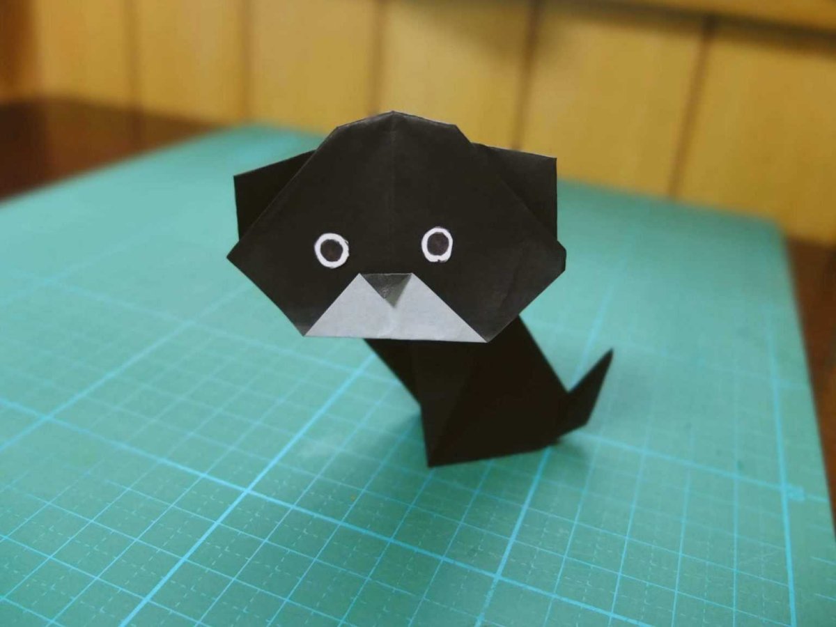 Оригами черный кот