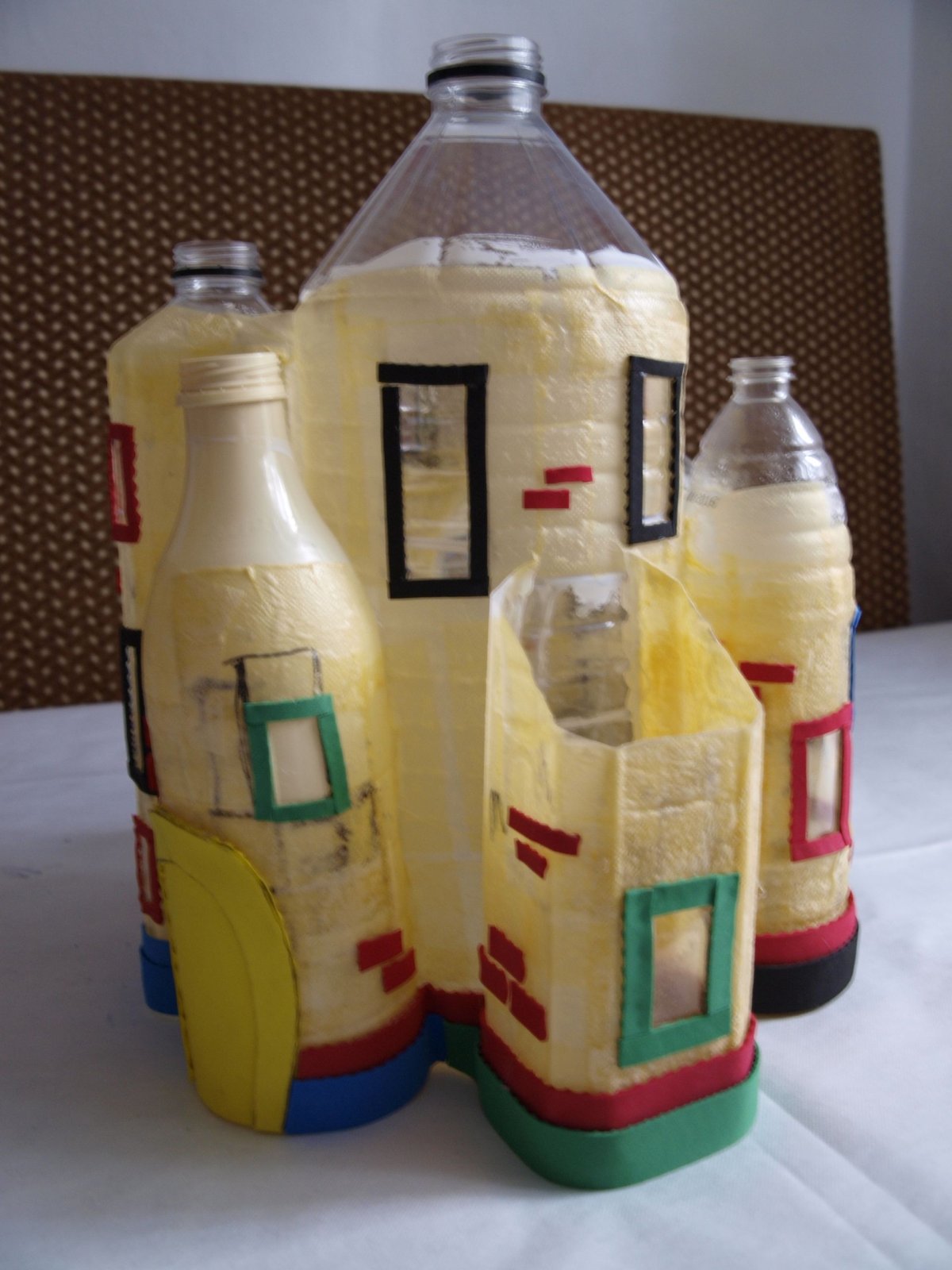 Замок из бутылок