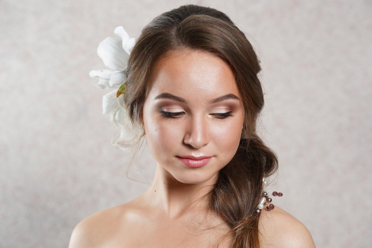 Свадебный макияж в коричневых тонах