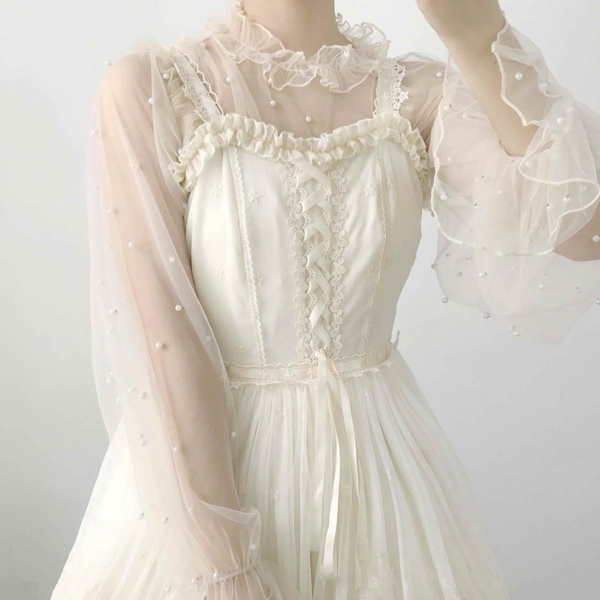 Винтажное свадебное платье с длинным рукавом