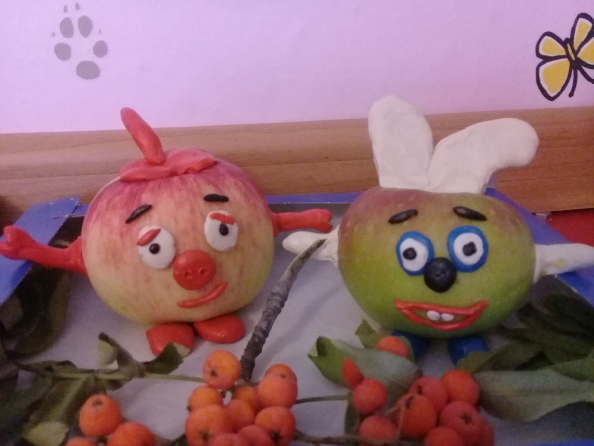 Поделки из яблок или хлеба