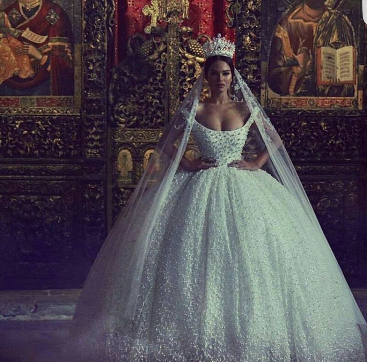 Свадебные платья Frida Xhoi XHEI принцесса 2019