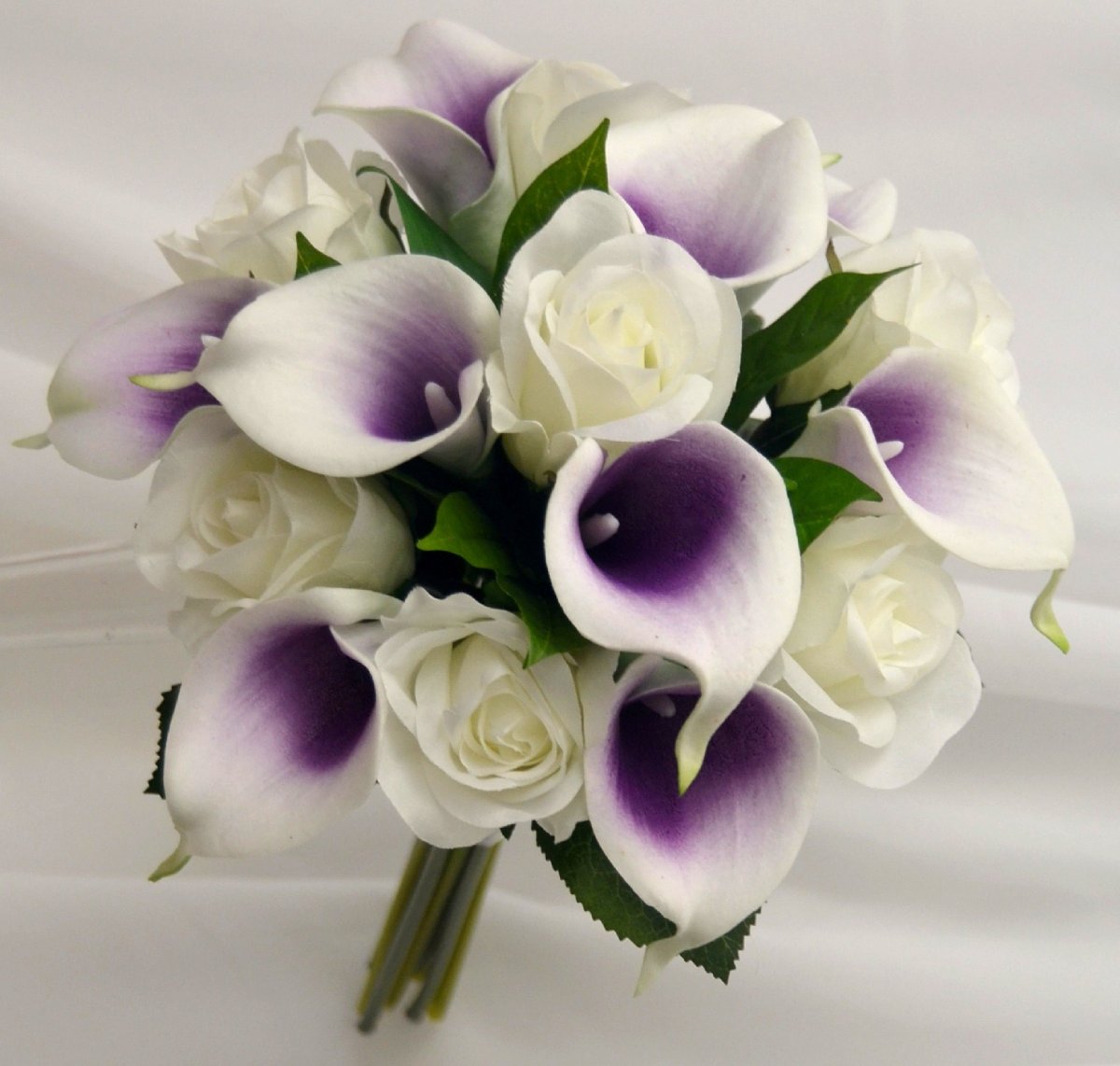 Калла Purple White