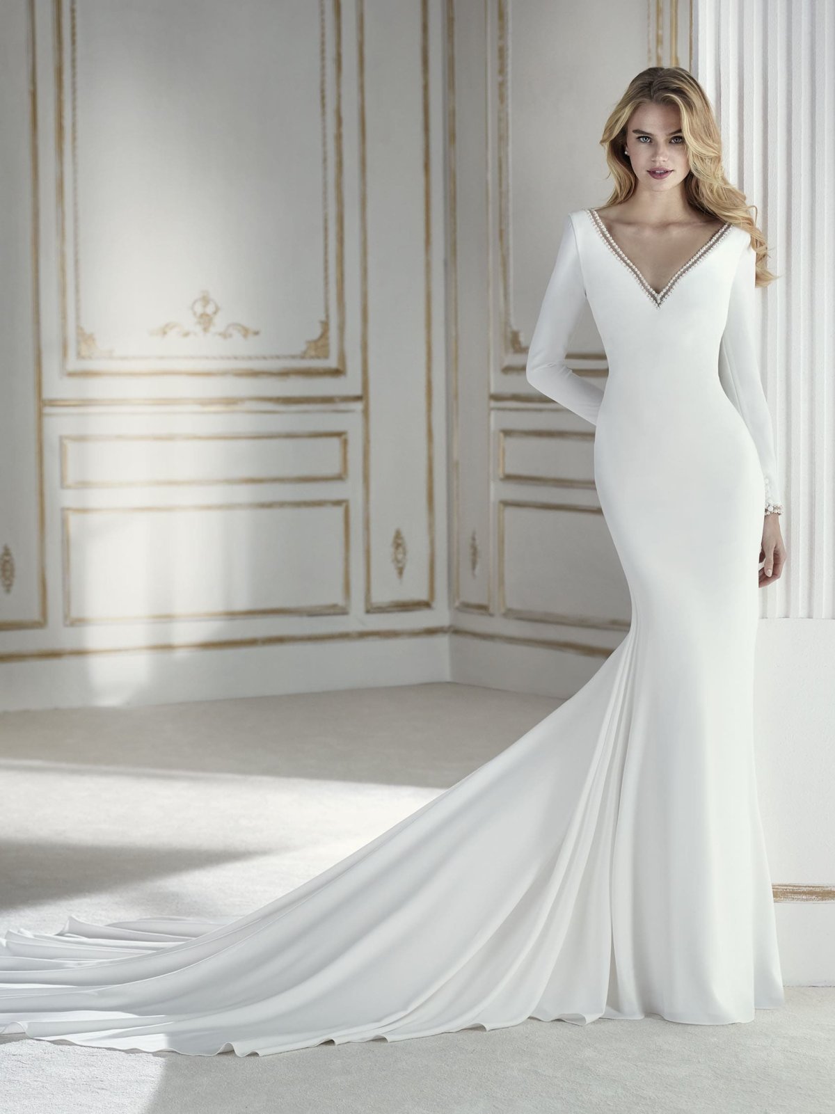 Свадебные платья Pronovias с длинными рукавами