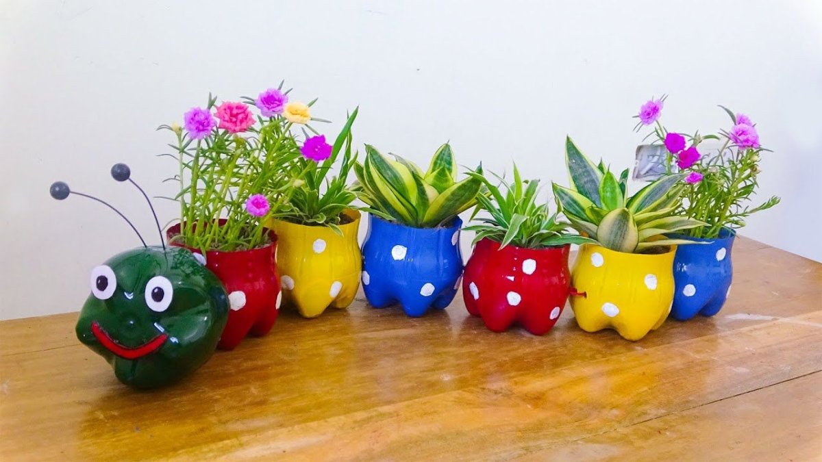 Recycle Plastic Bottles into beautiful Ladybug Flower Pots for your Garden