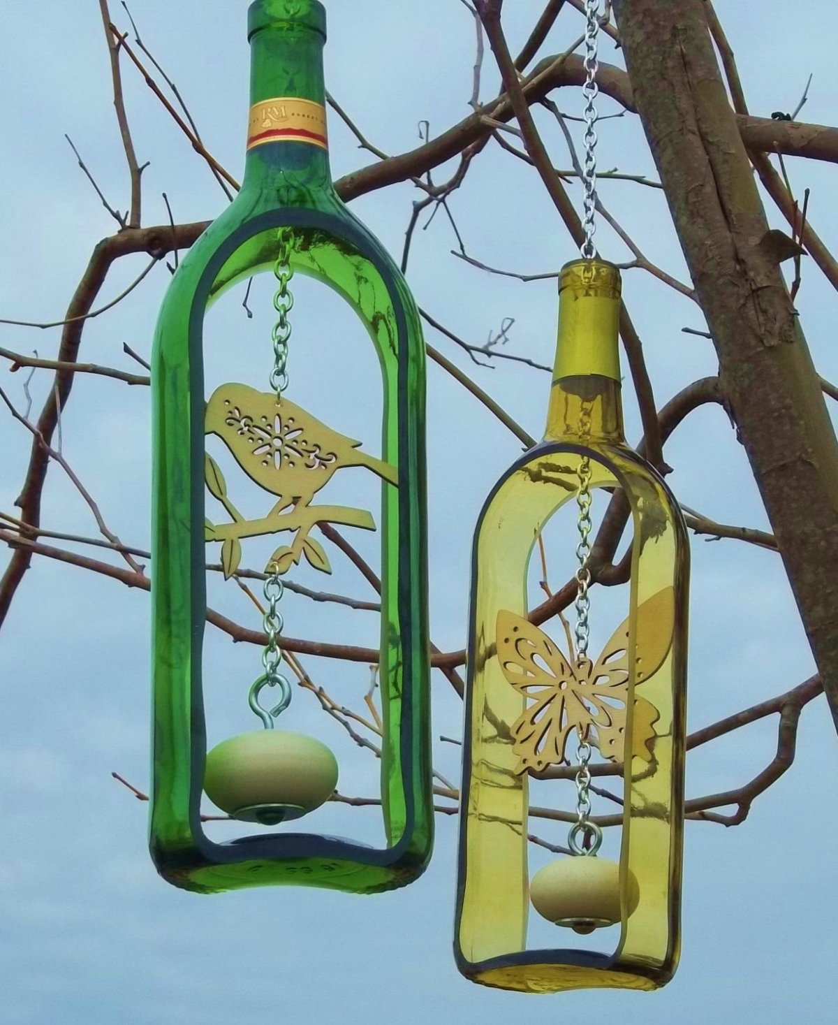 Украшения из стеклянных бутылок