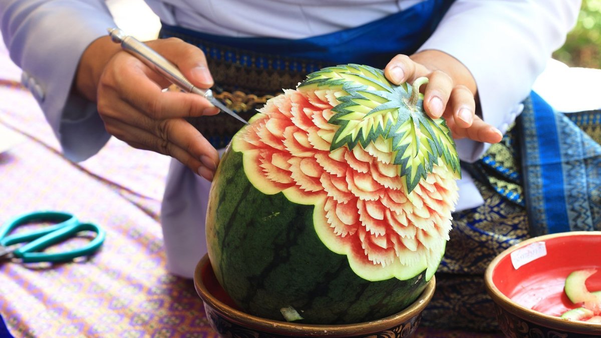 Карвинг из овощей и фруктов