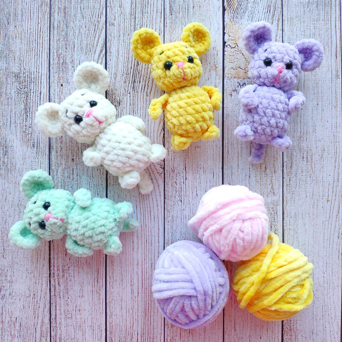 Игрушки из плюшевой пряжи крючком