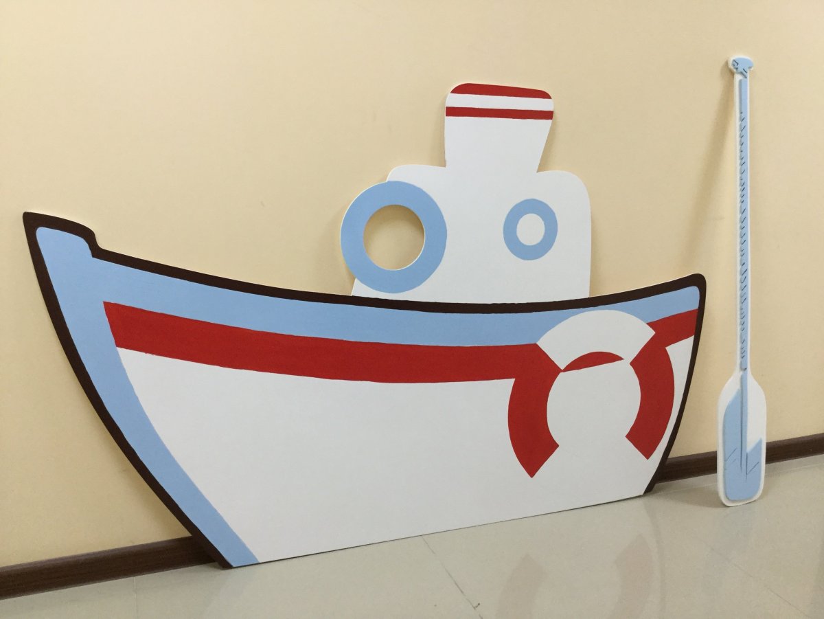 Корабль из картона большой