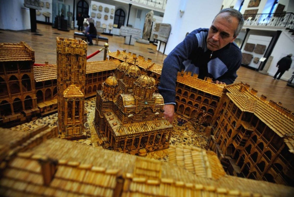 Рильский монастырь из 6 000 000 спичек