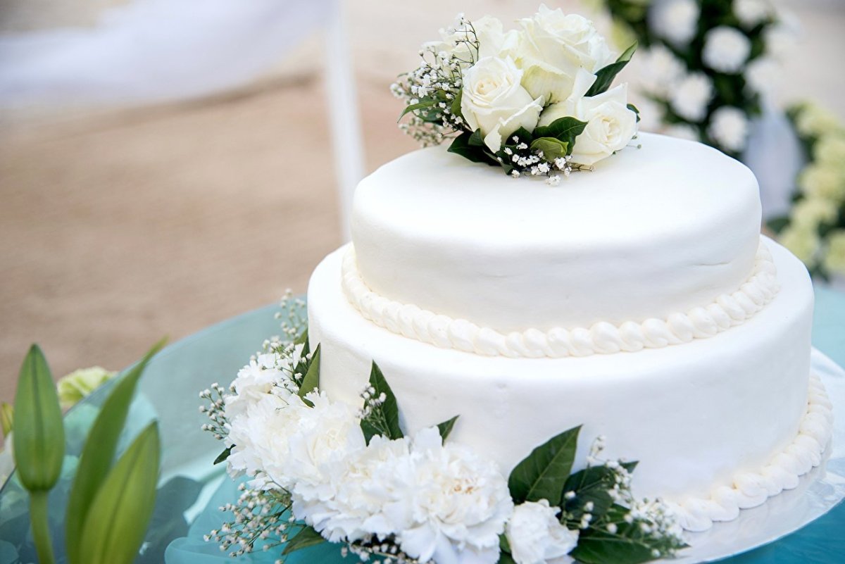 Свадебный тортик небольшой