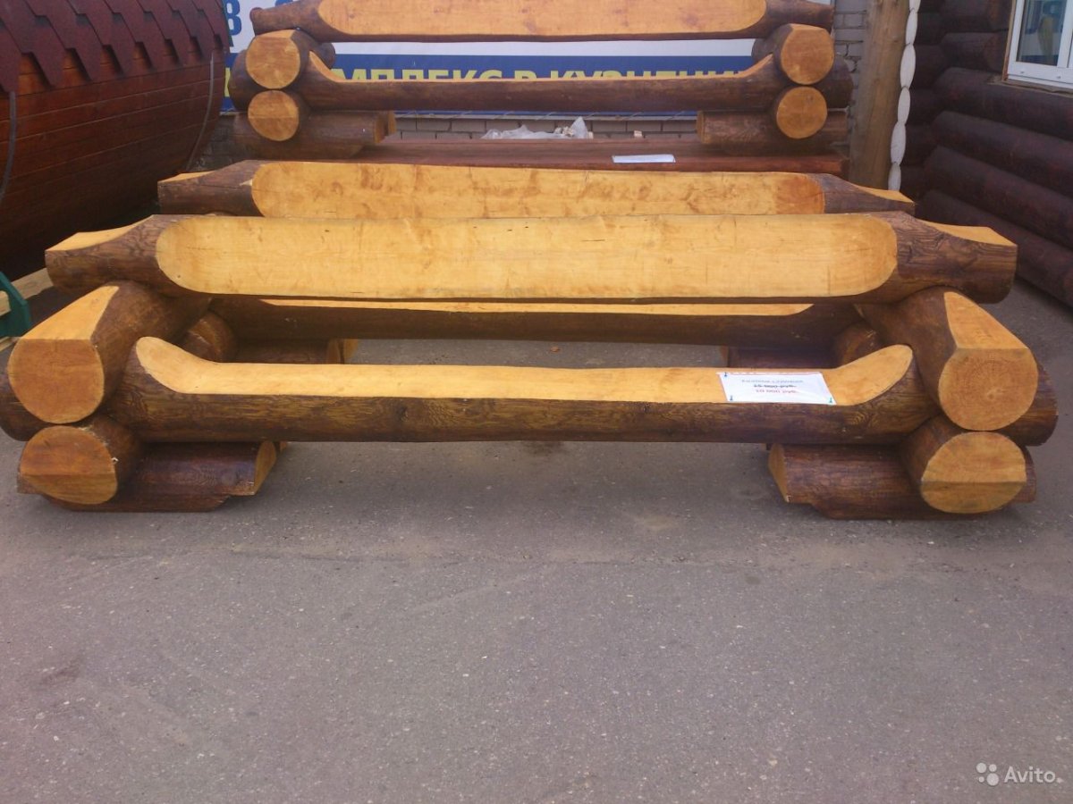 Скамейка из кругляка
