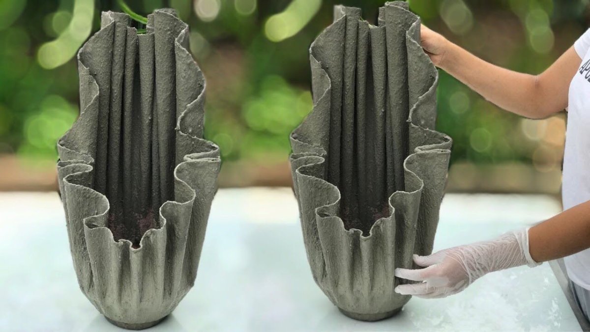 Lotus Flower Cement Pot
