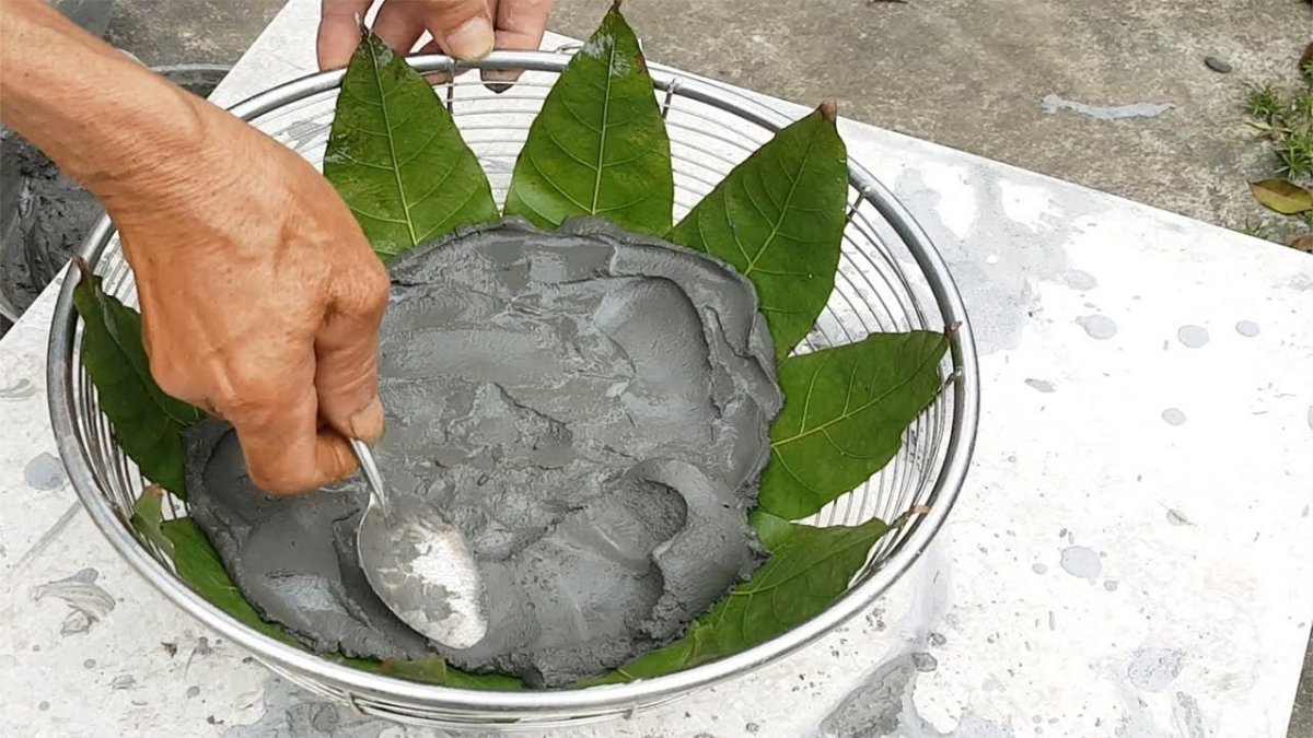 Лист лопуха из цемента