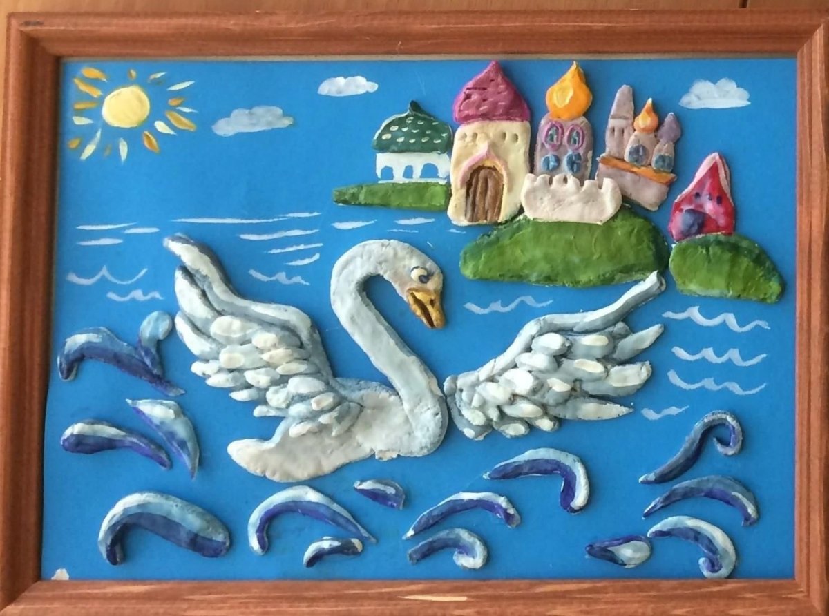 Сюжетная композиция из пластилина