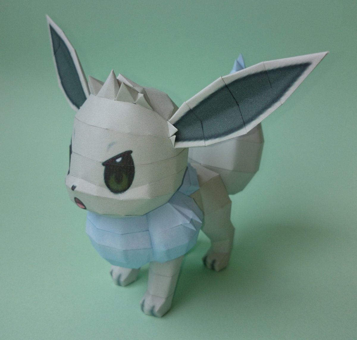Паперкрафт покемон Eevee