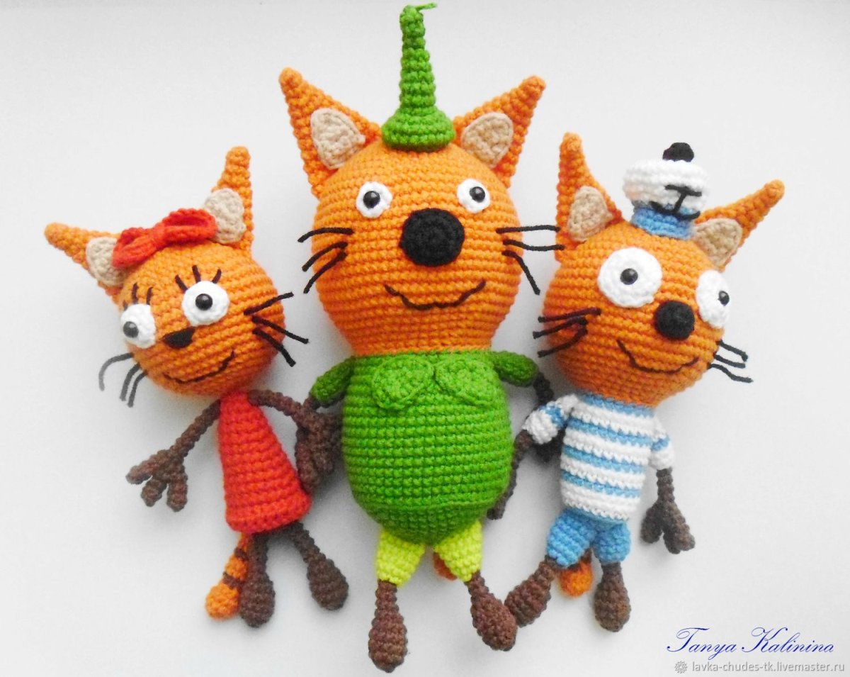 Коржик Карамелька и компот игрушки