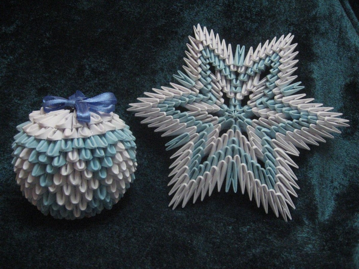Елочная игрушка из модулей