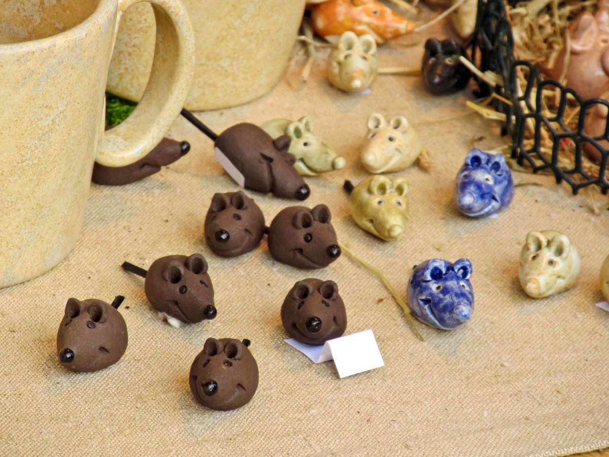 Поделки из коричневой глины