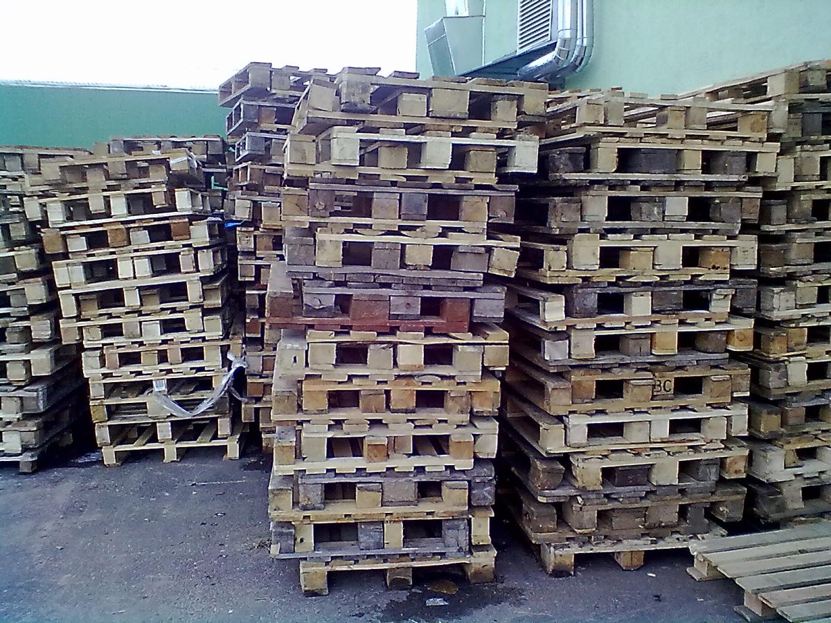 Старые поддоны