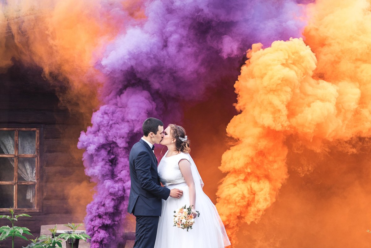 Smoke Bomb цветной дым