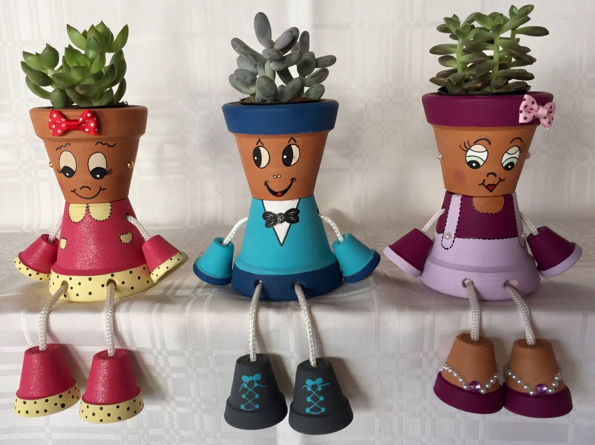 Фигурки из горшков