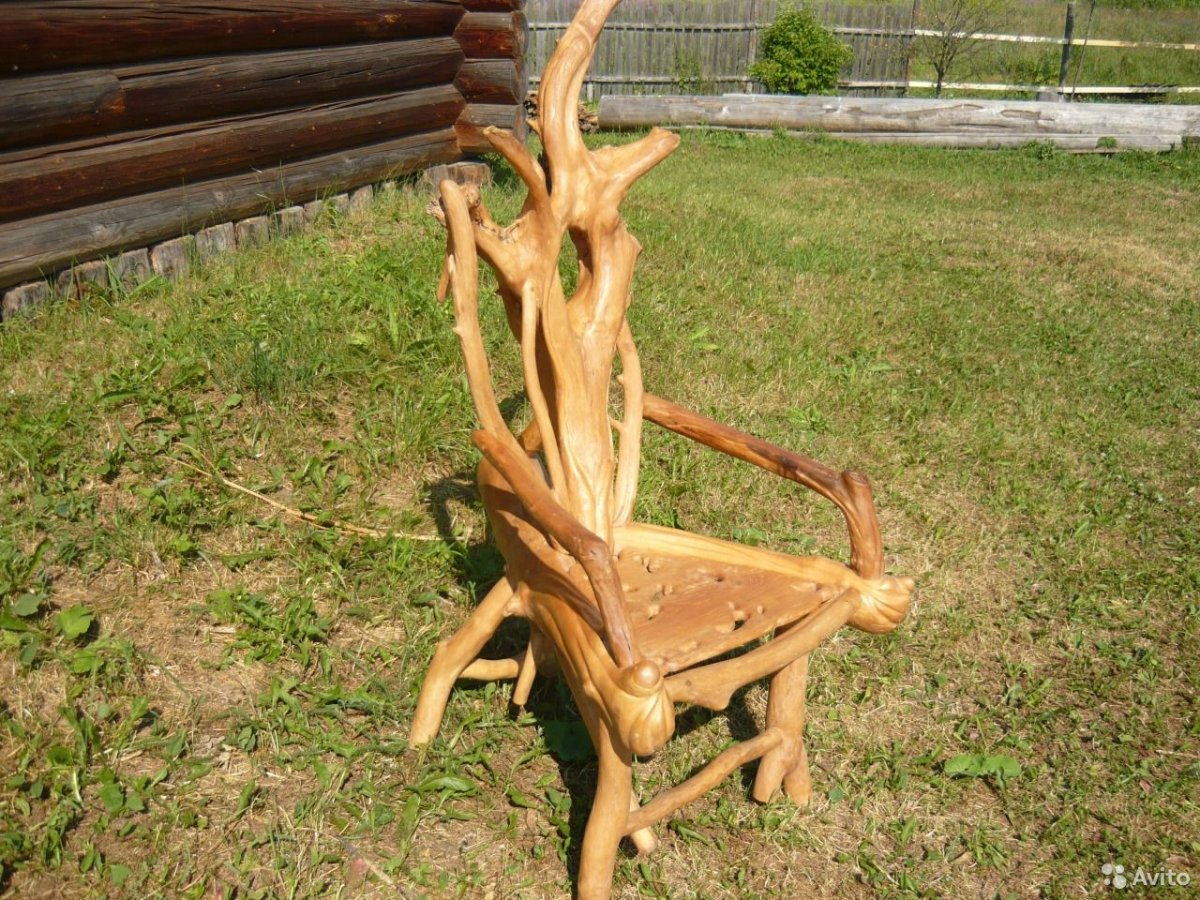 Кресло из веток