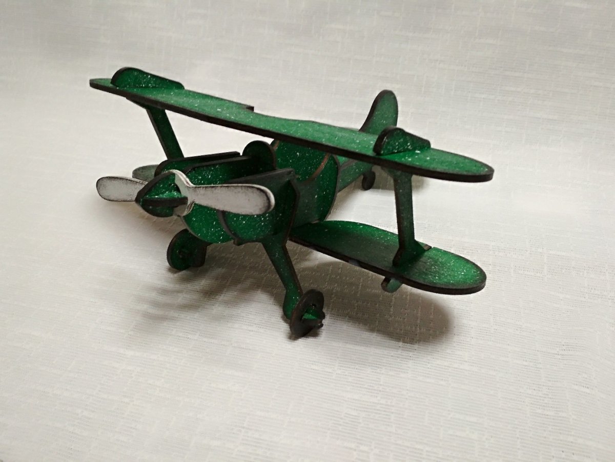 Кукурузник из картона