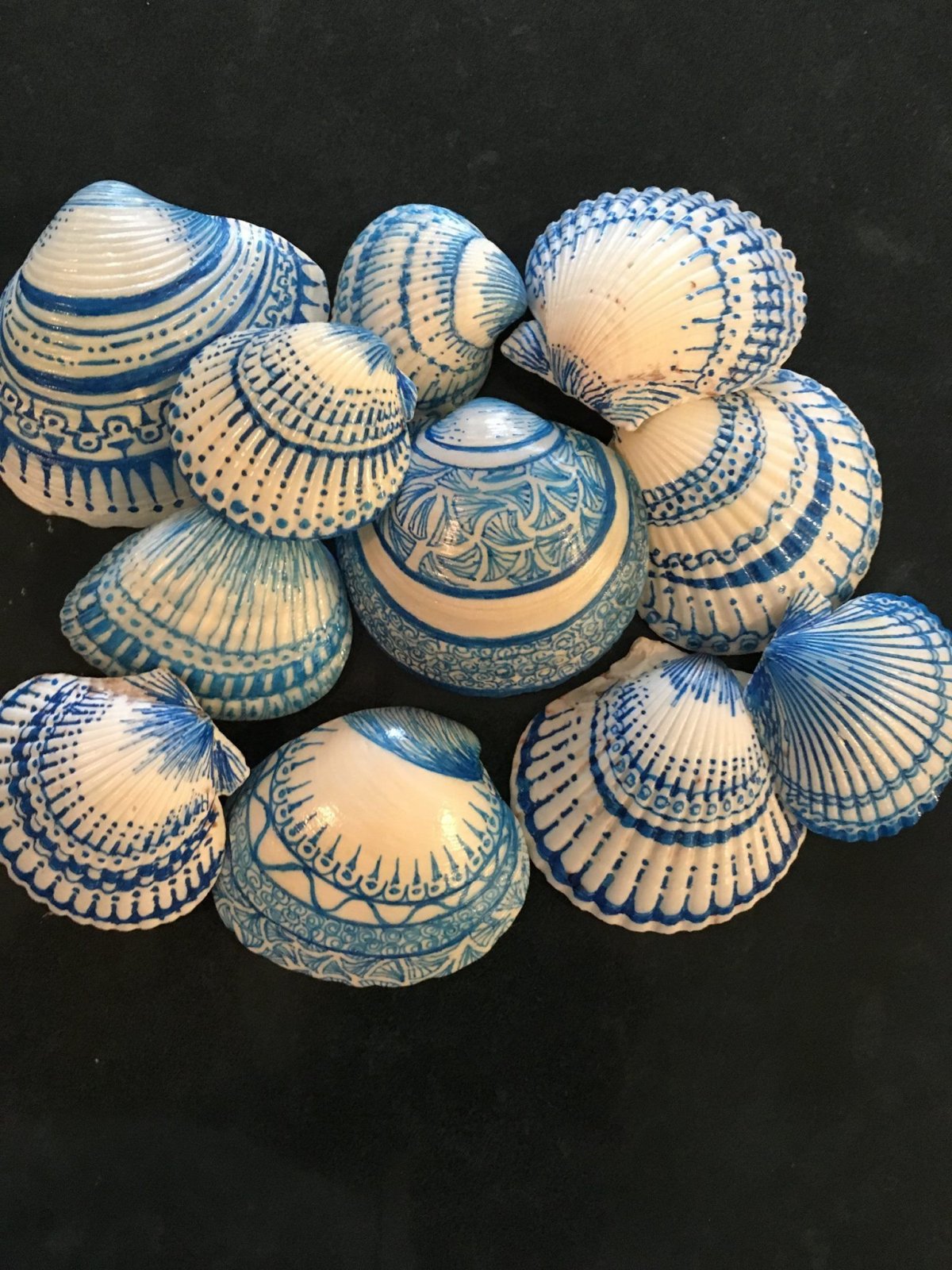 Расписанные ракушки