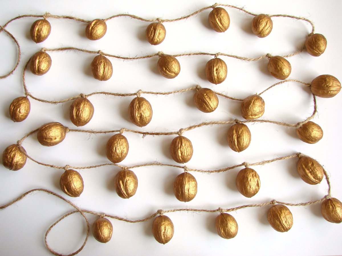 Золотые Рождественские орехи на Etsy