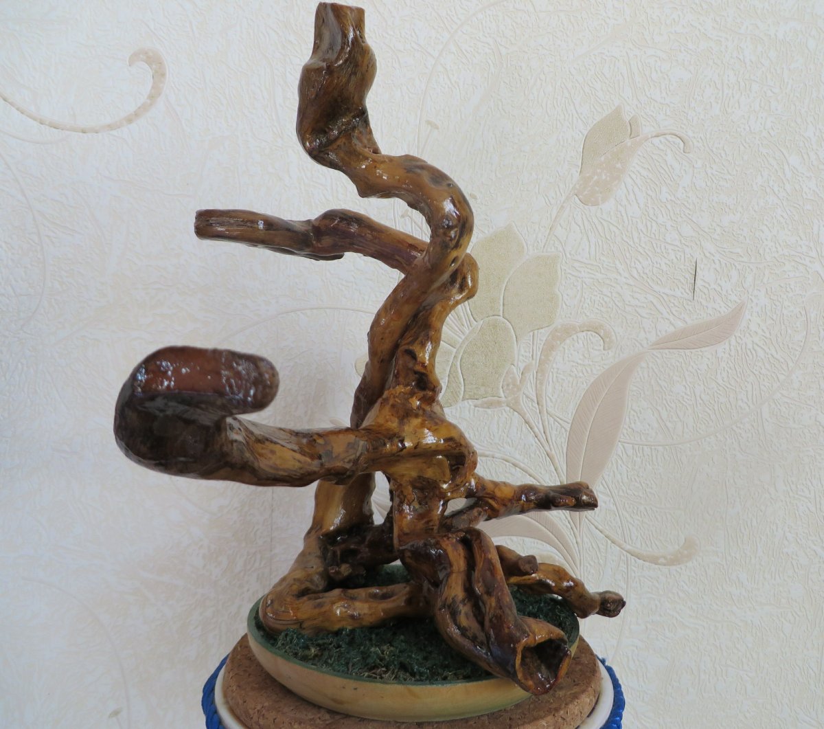 Поделки из кореня японской сливы