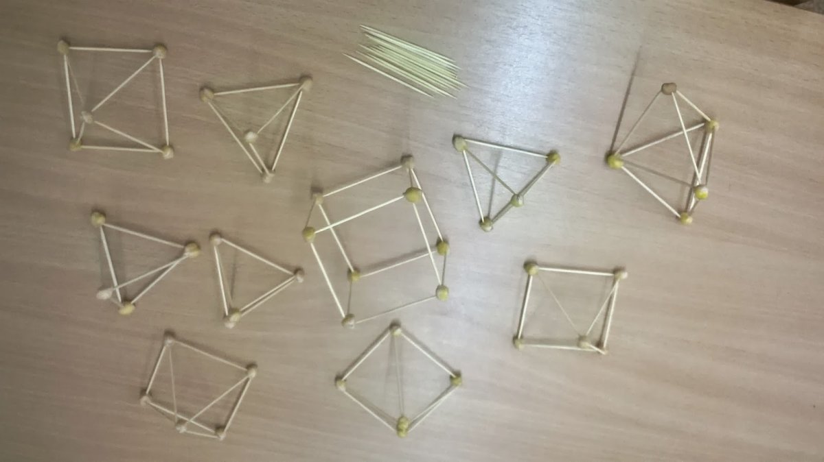 Фигуры из нута и зубочисток