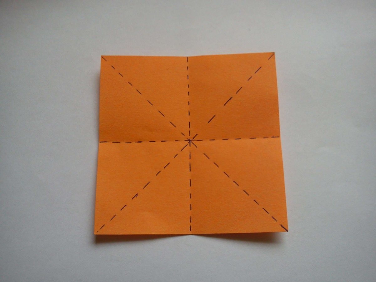 Поделки из квадратного листа бумаги