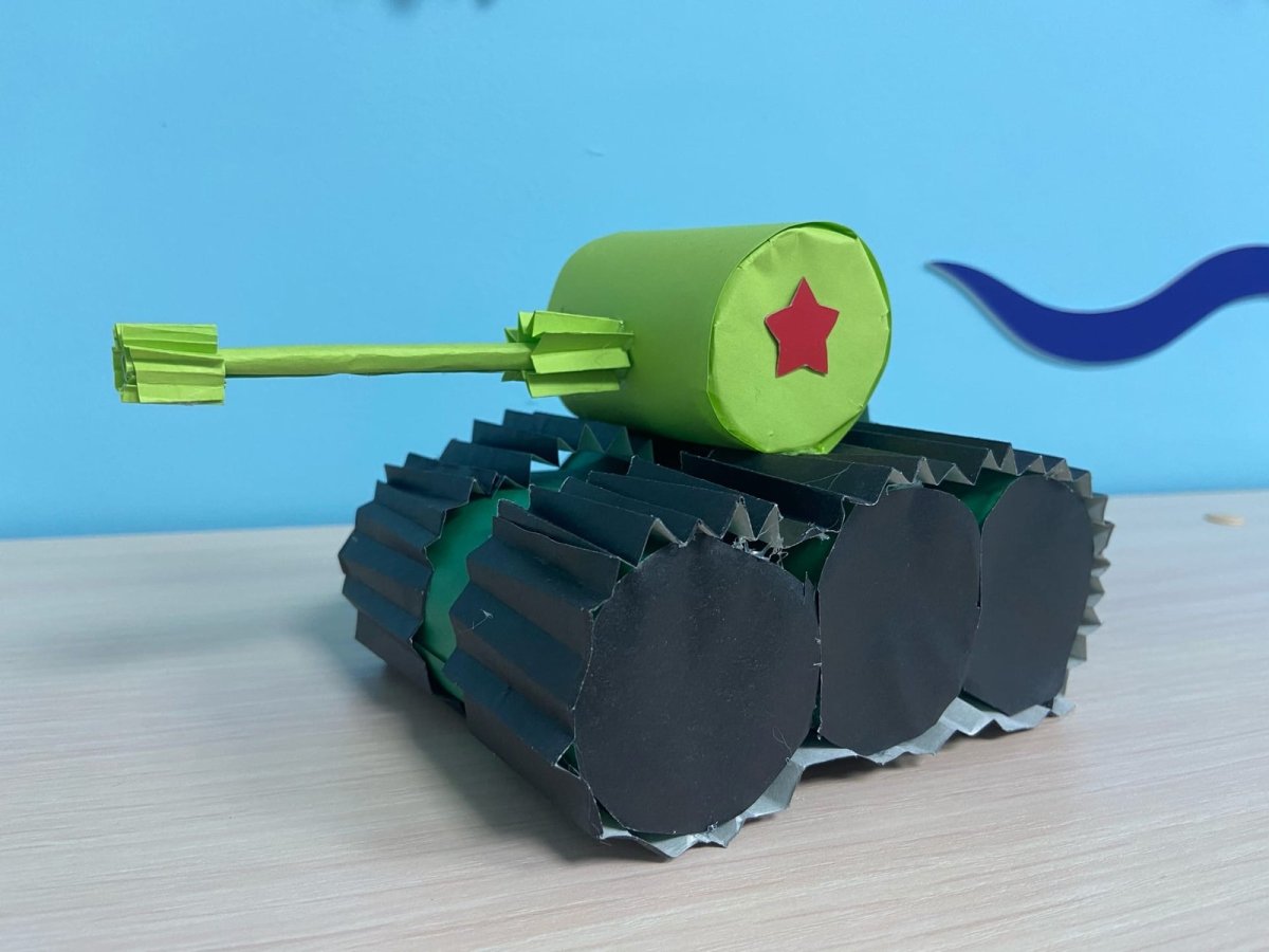Поделка танк