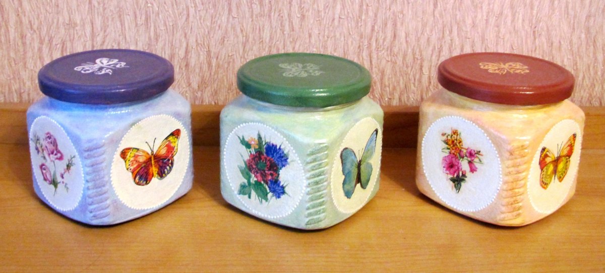 Шкатулка из стеклянной банки