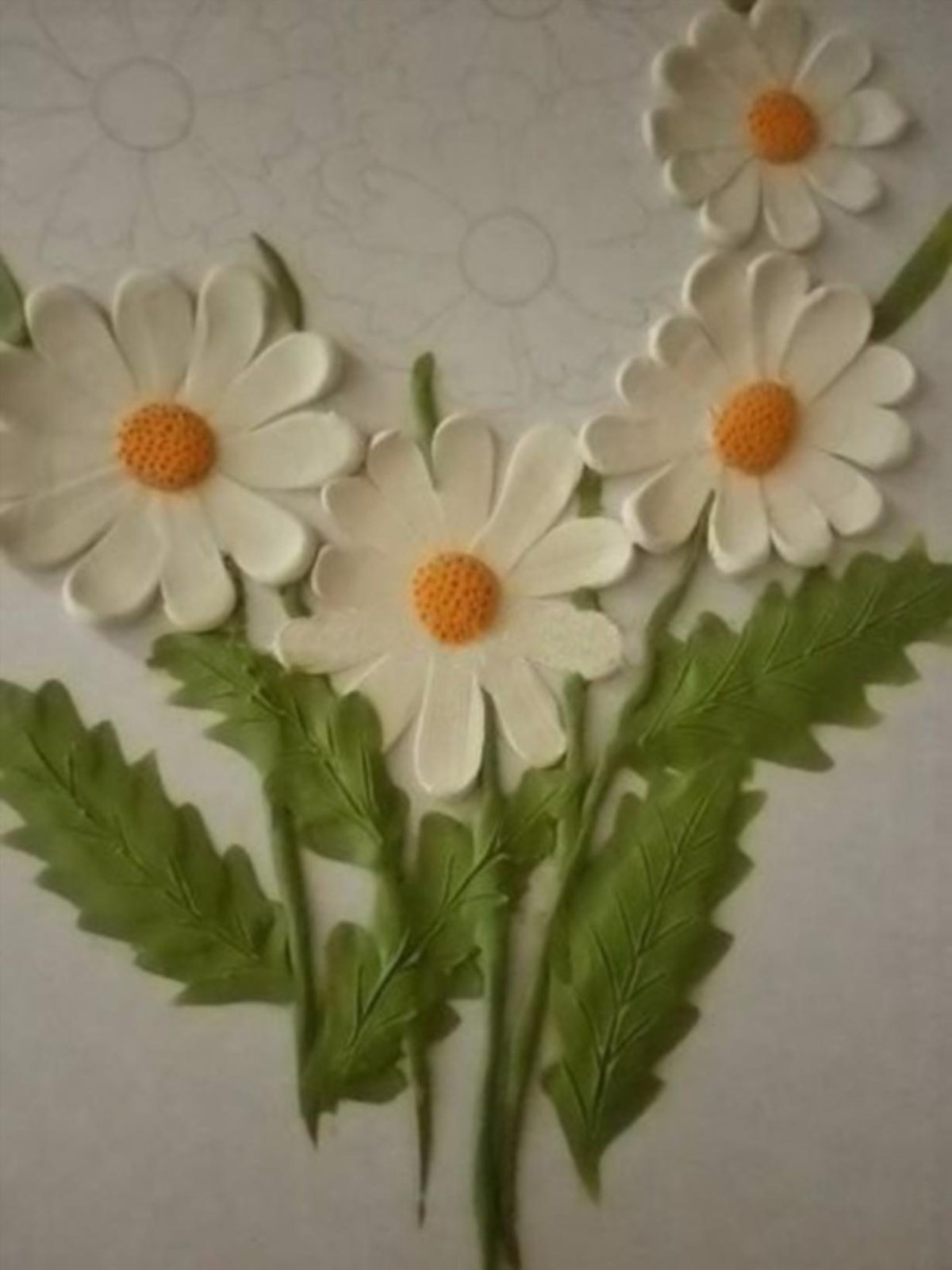 Ромашка из пластилина