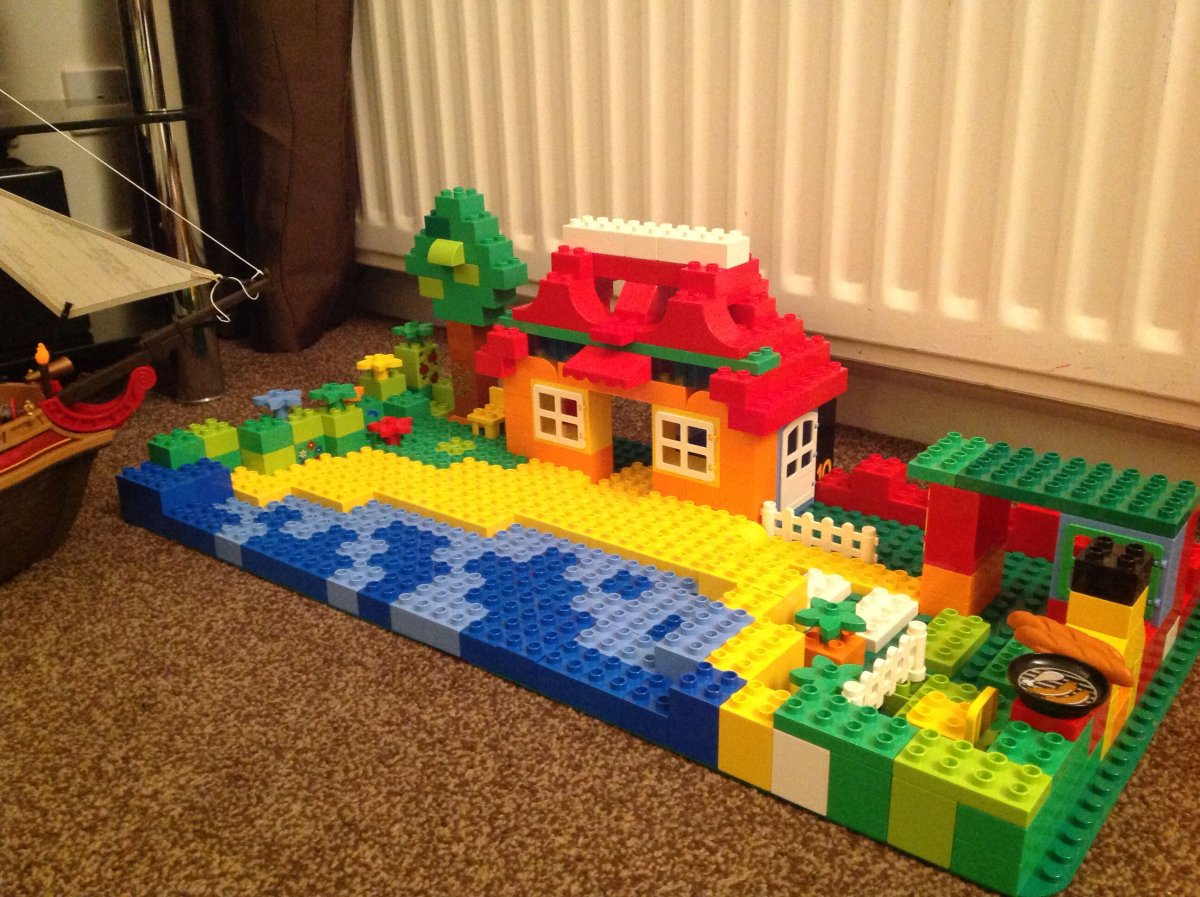 Idea LEGO Train Duplo